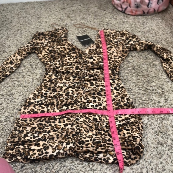 NEW NICHOLAS Gathered Party Dress Size US 2 Tan Leopard Ruched Long Sleeve - Picture 11 of 12